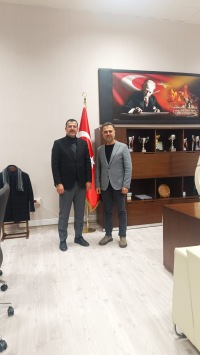 Yeni Dünya Vakfı Kırşehir Şubesi Başkanı Ali Emirgazioğlu, Fakülltemizi ziyaret etti.